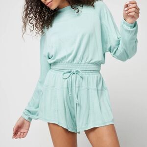 L*Space Day Tripper Short‎ | Size S